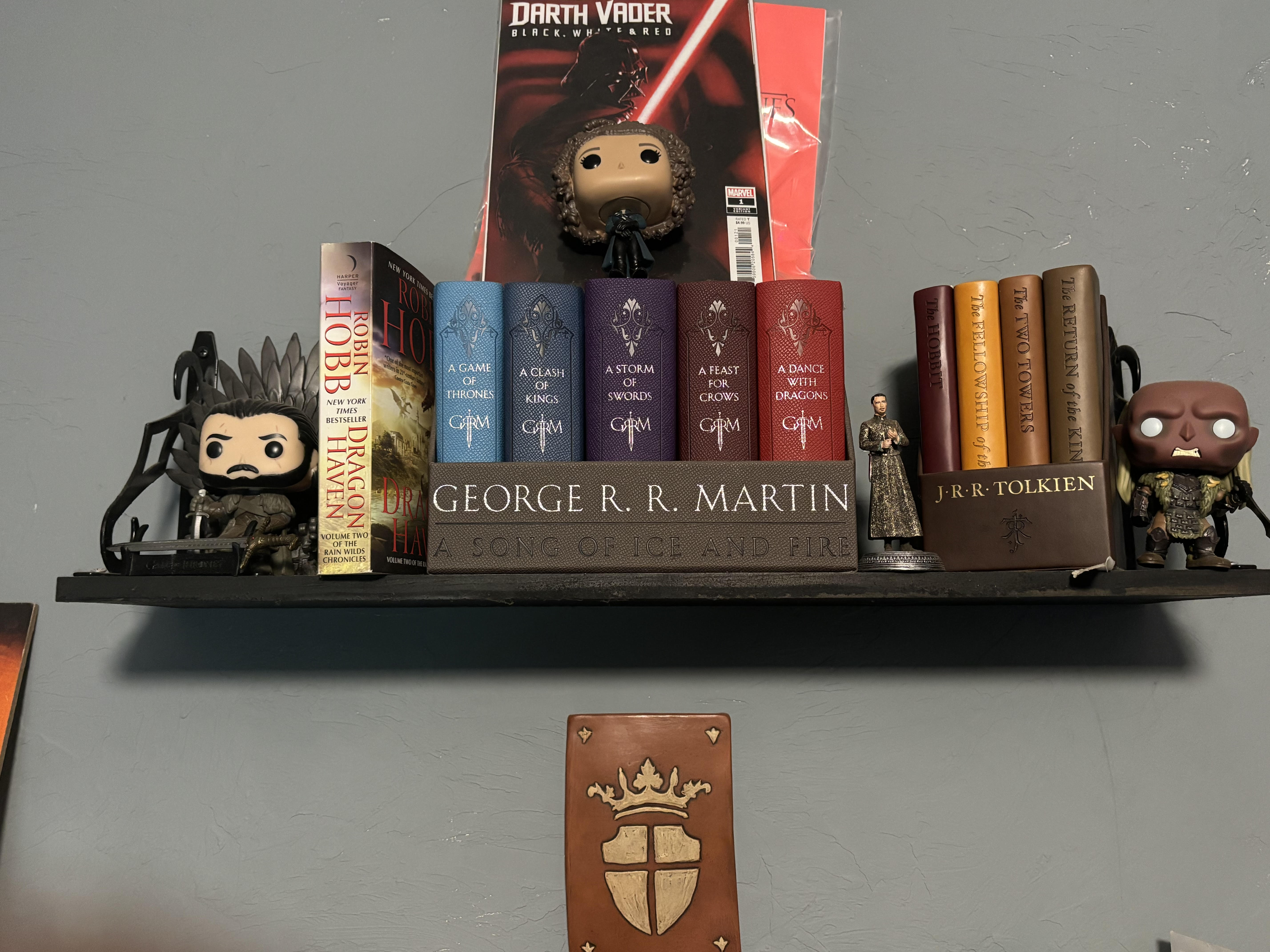 A full view of my nerd bookshelf!